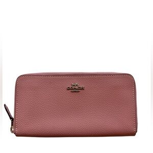 Coach pebbled Leather Zip Wallet in Pink